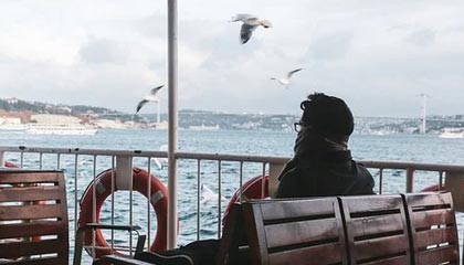 开云体育下载-国足主教练邵佳一：中国足球要持续精进、保持专注