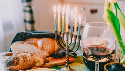 开云体育下载-国足主教练邵佳一：中国足球要持续精进、保持专注